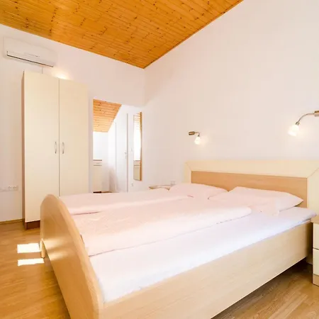 Apartament Ma Us-one Bedroom With Balcony *