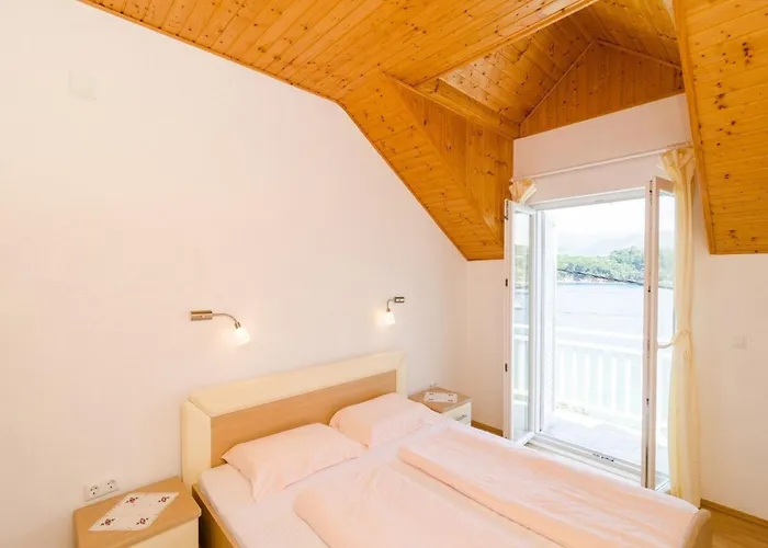 Apartament Ma Us-one Bedroom With Balcony Donje Celo