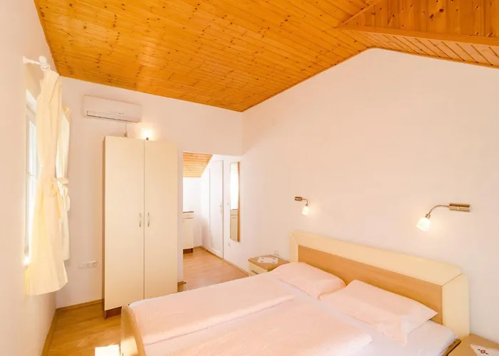 Ma Us-one Bedroom With Balcony * Donje Celo